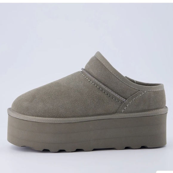 Cushionaire Shoes - Women’s Platform Slip-On Suede Shoe - Taupe